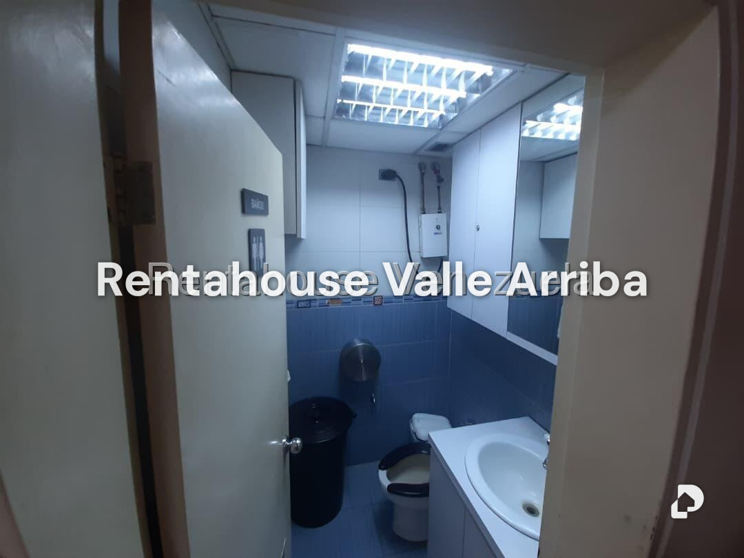 Commercial space in Los Palos Grandes, Caracas – 14