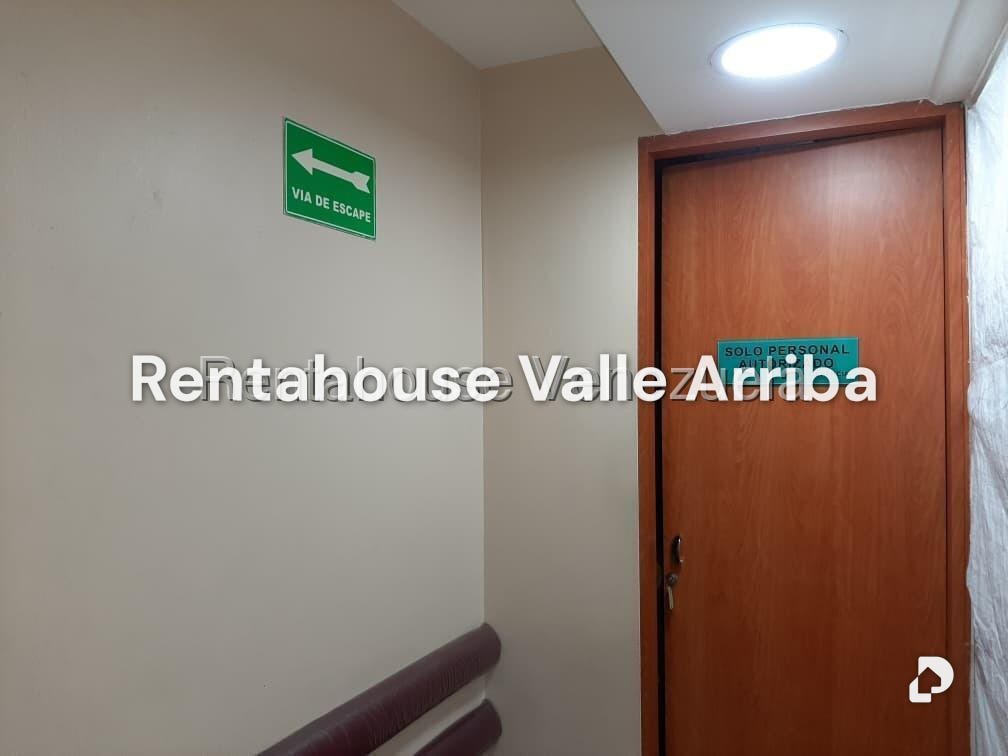 Commercial space in Los Palos Grandes, Caracas – 17