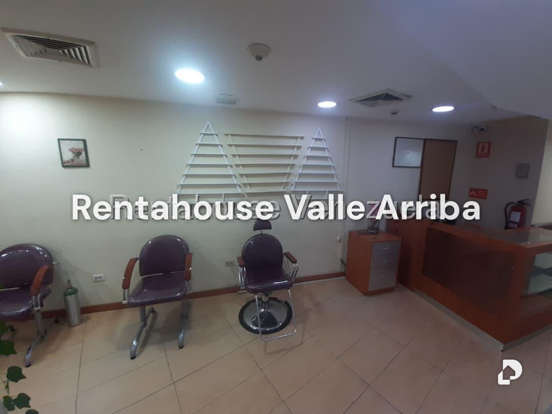 Commercial space in Los Palos Grandes, Caracas – 4