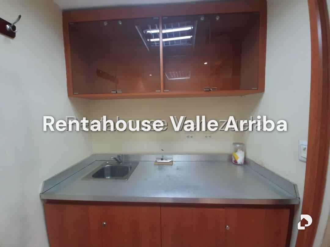 Commercial space in Los Palos Grandes, Caracas – 8