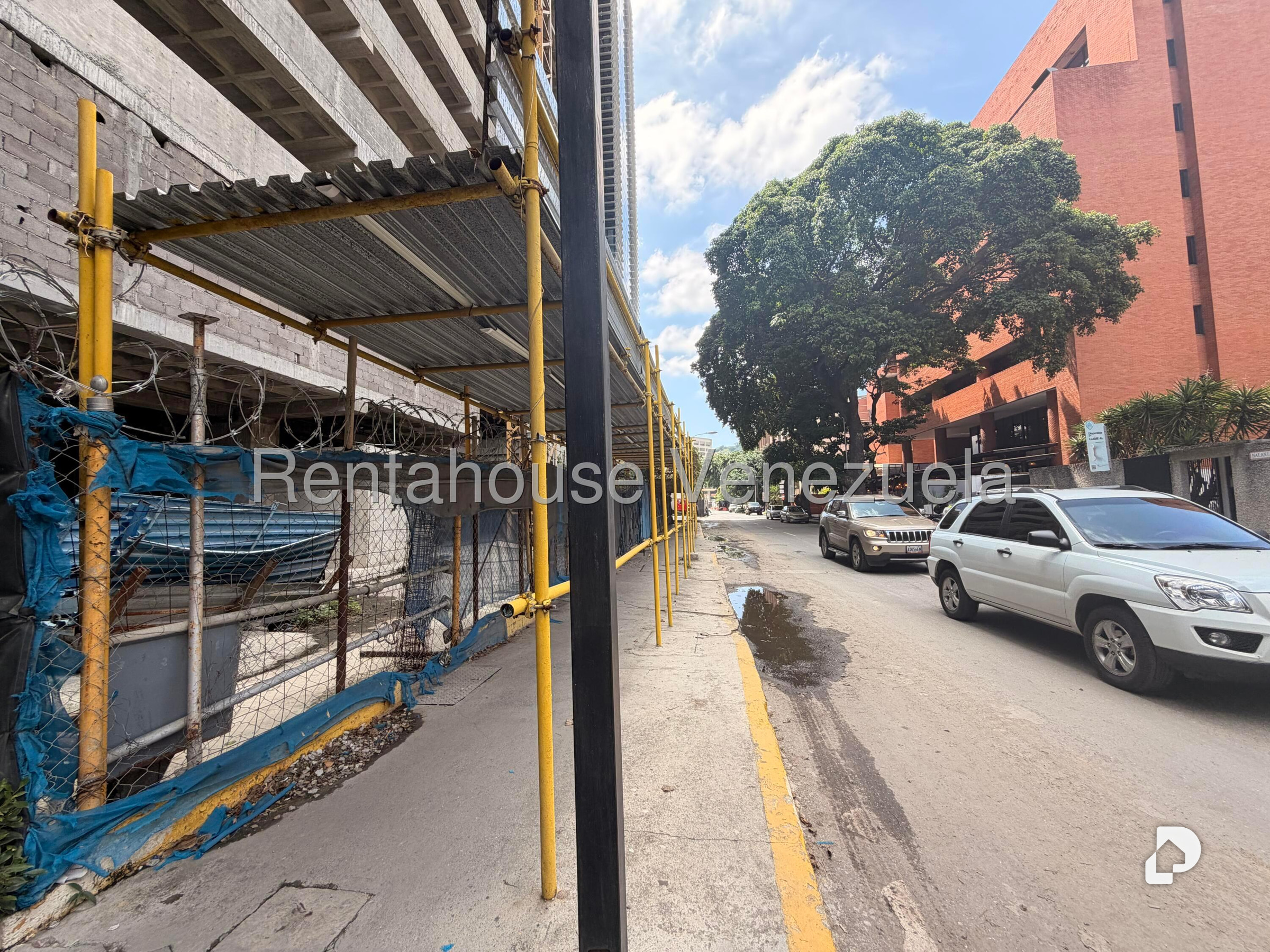 Local comercial en Las Mercedes, Caracas