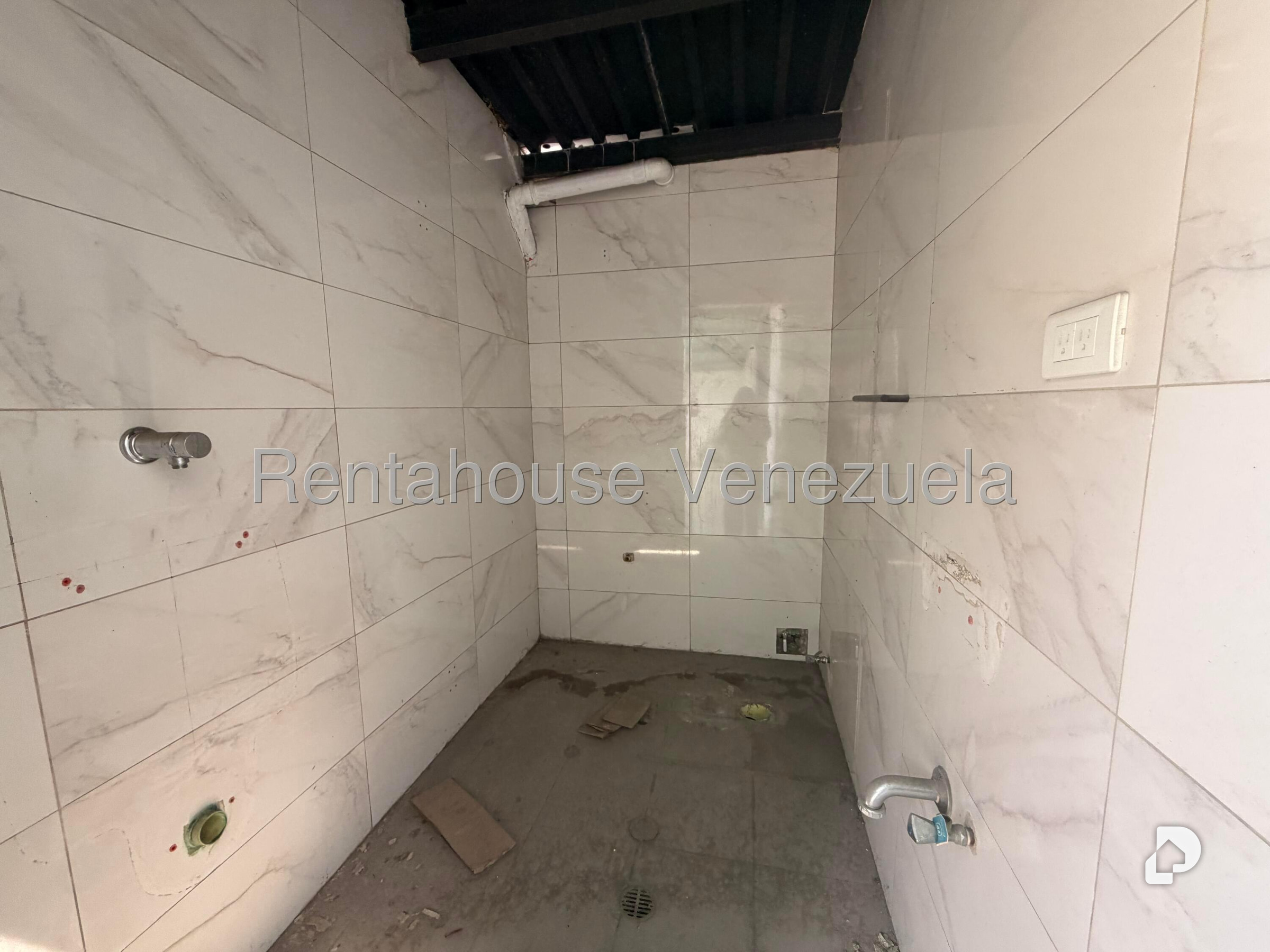 Local comercial en Las Mercedes, Caracas