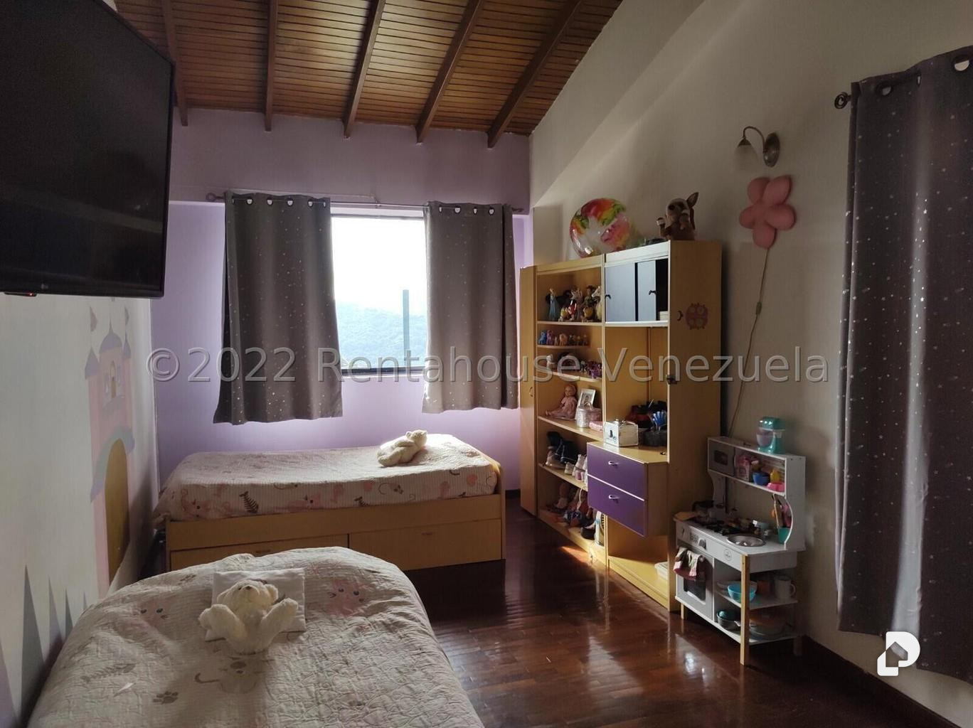 Casa en Oripoto, Caracas – 16