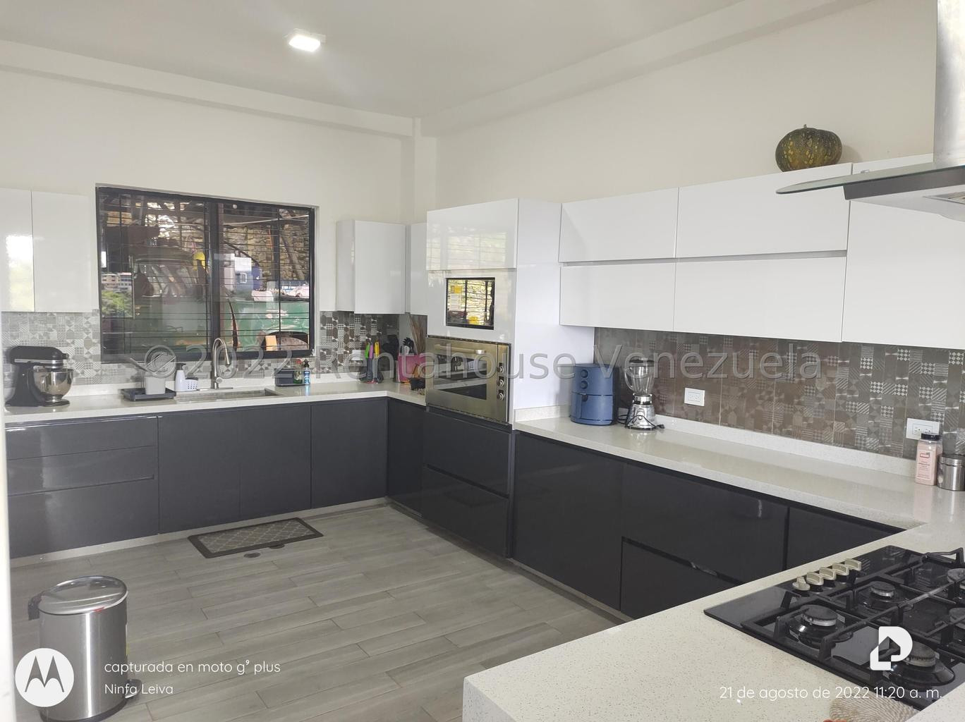 Casa en Oripoto, Caracas – 7