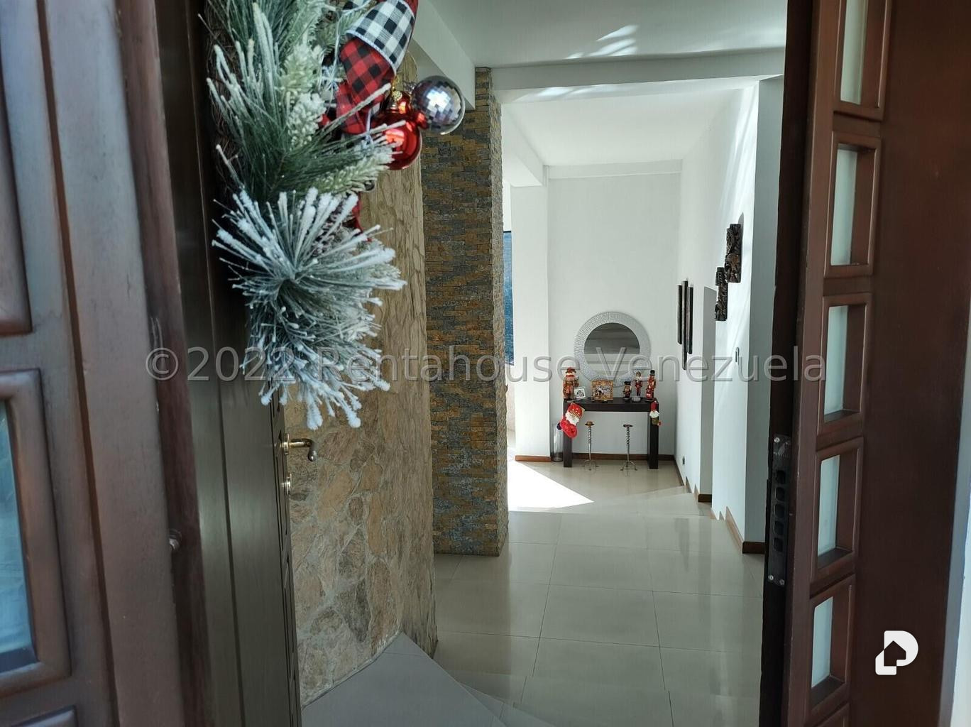 Casa en Oripoto, Caracas – 22