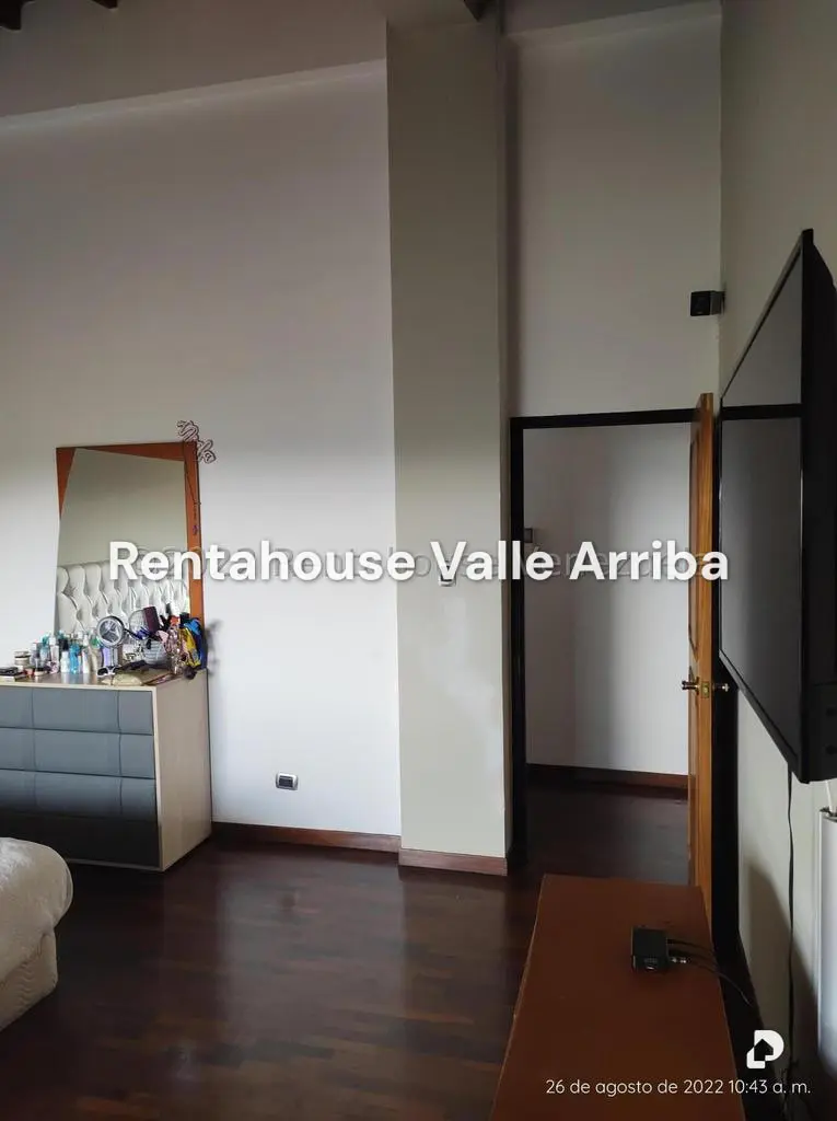 Casa en Oripoto, Caracas – 11