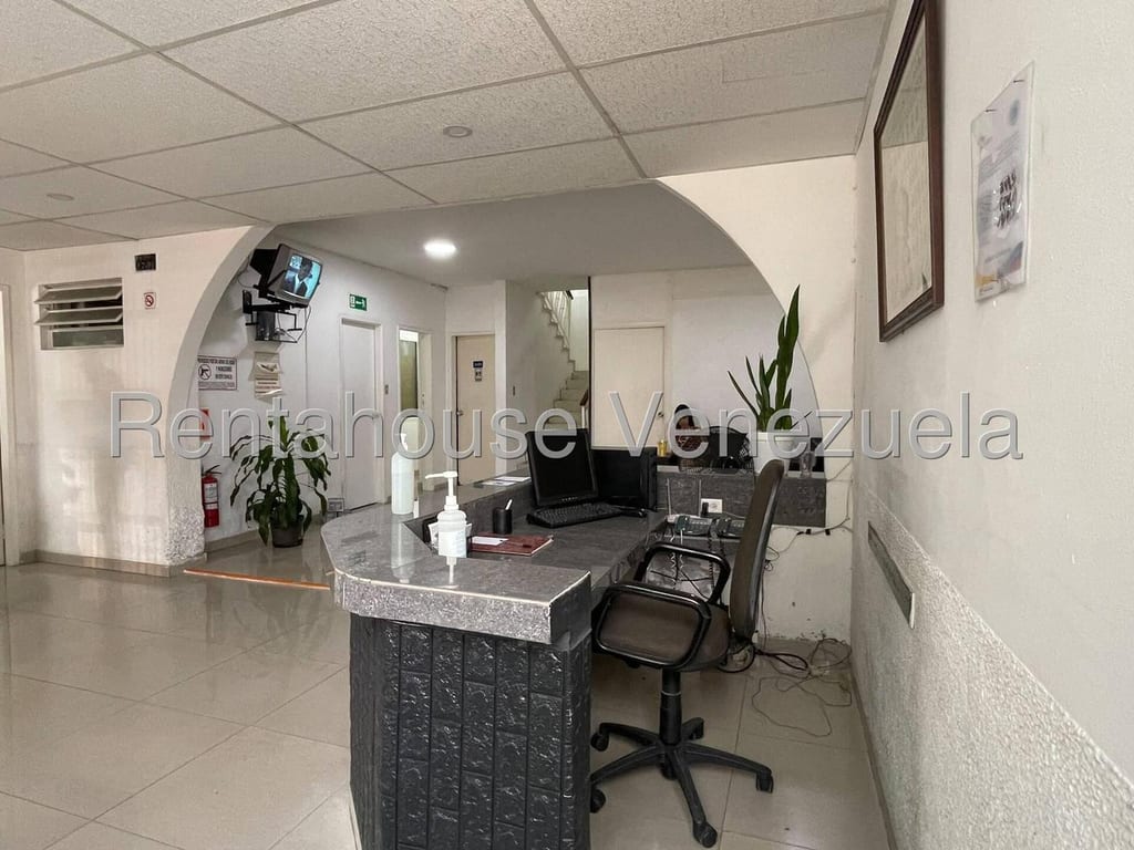 Local comercial en La California Norte, Caracas - 1