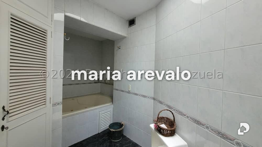 Apartamento en Cumbres de Curumo, Caracas – 28