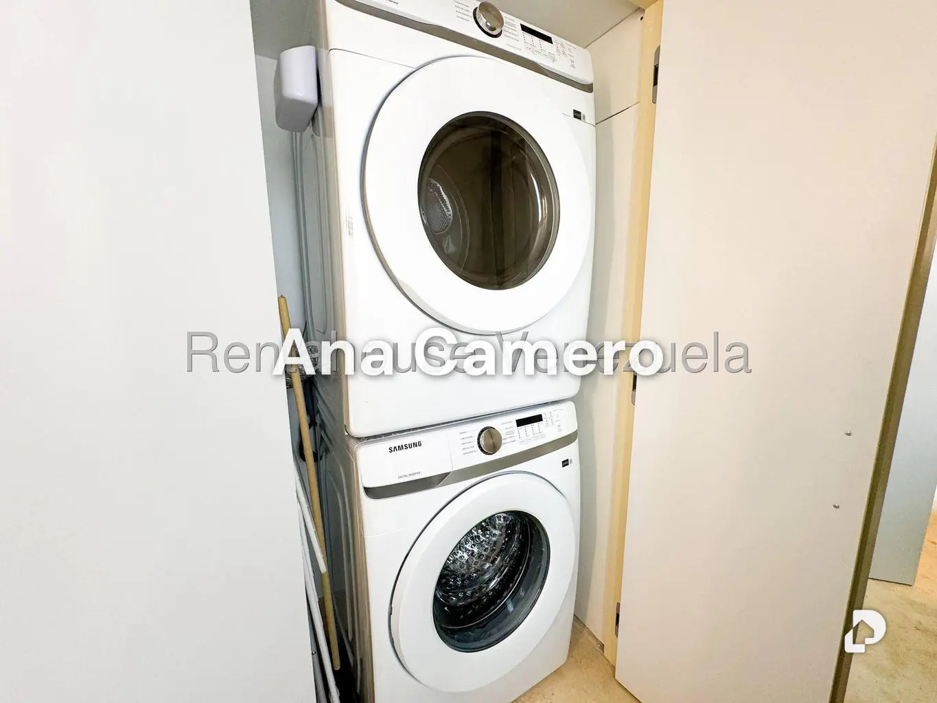 Apartamento en El Rosal, Caracas – 18