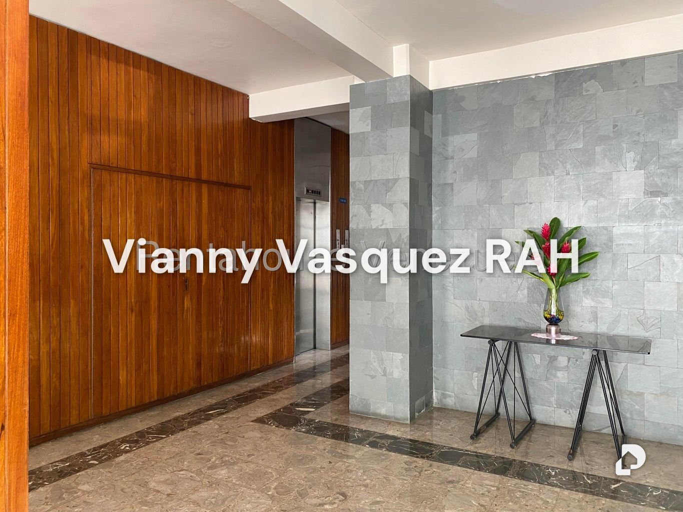 Apartamento en Altamira, Caracas – 24