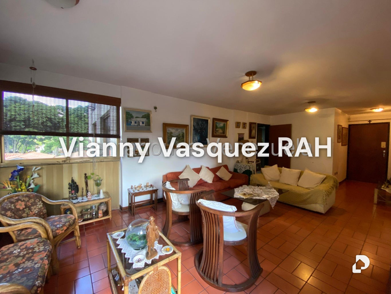 Apartamento en Altamira, Caracas – 2