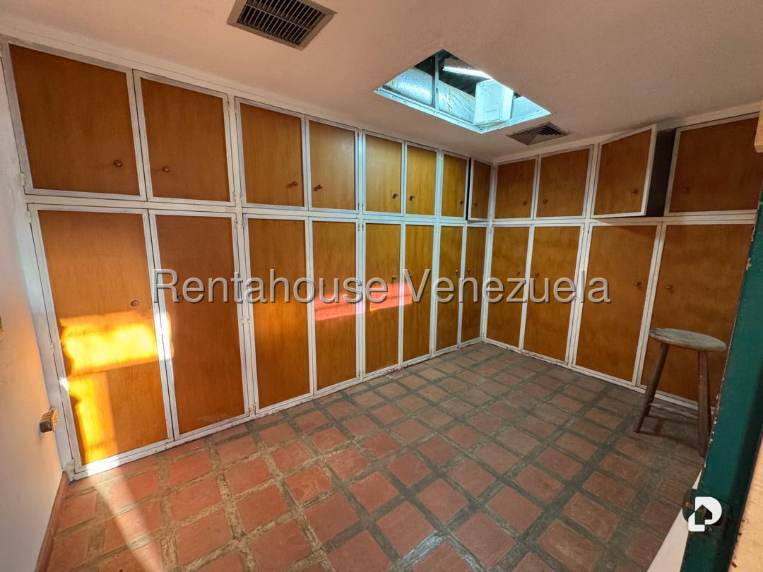 Local comercial en El Hatillo, Caracas – 19