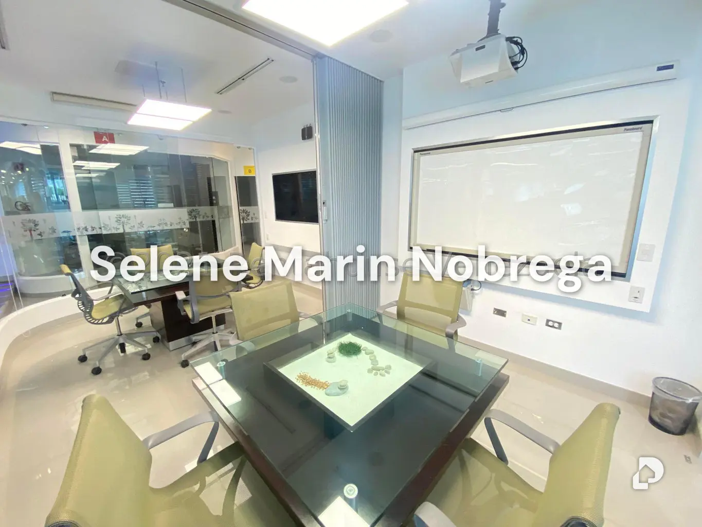 Office in La Castellana, Caracas – 12