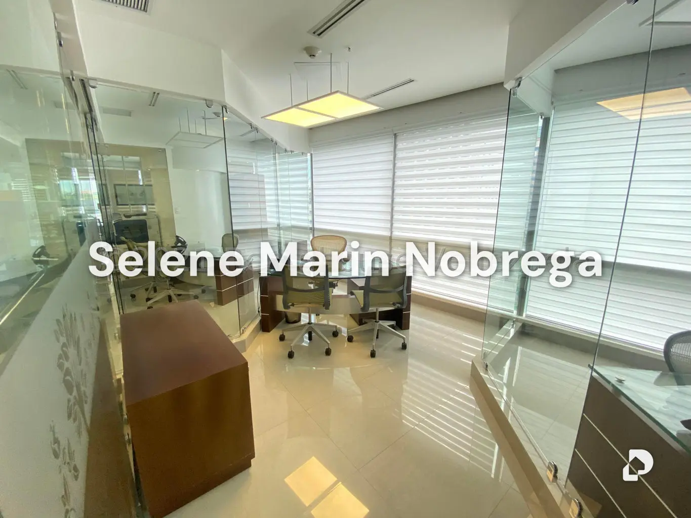 Office in La Castellana, Caracas – 18