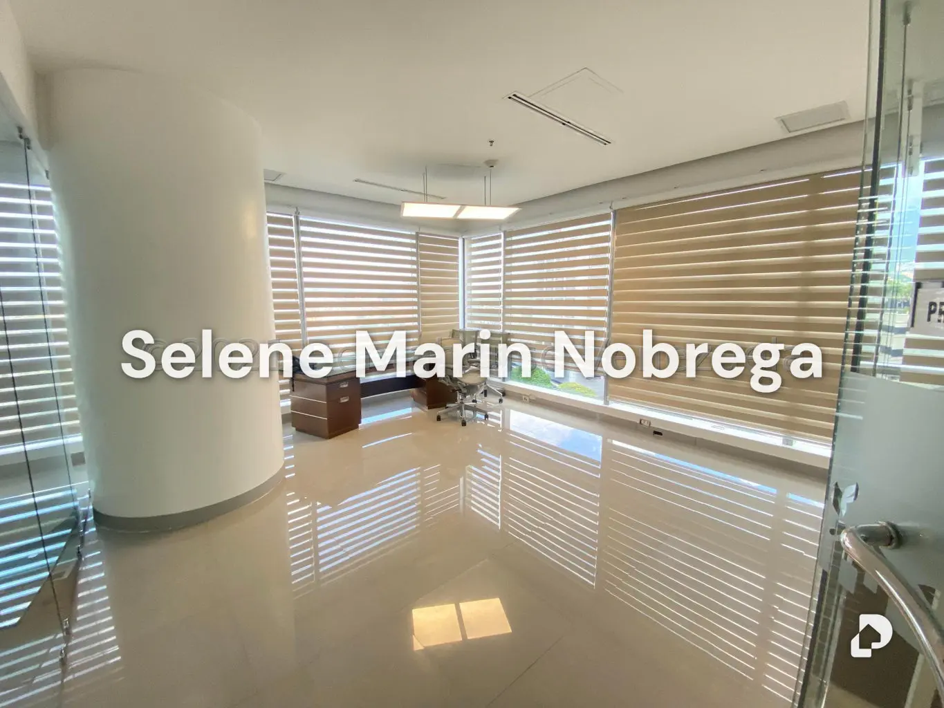 Office in La Castellana, Caracas – 15
