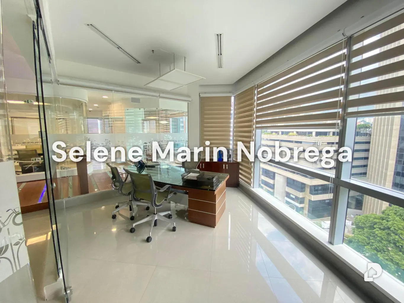 Office in La Castellana, Caracas – 17