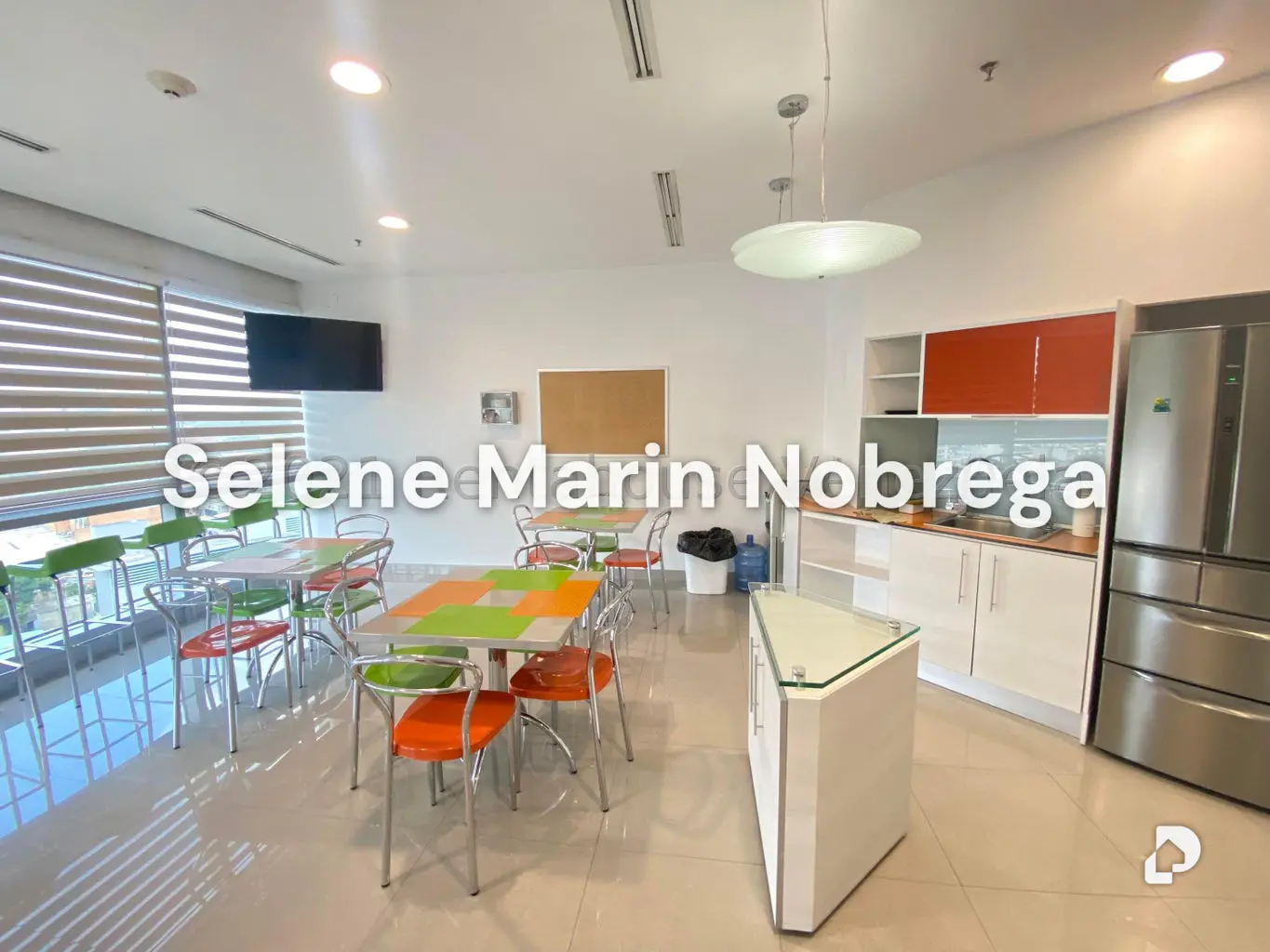 Office in La Castellana, Caracas – 21