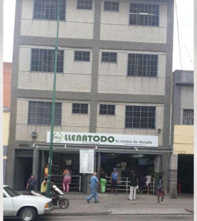 Edificio en Catia, Caracas - 1
