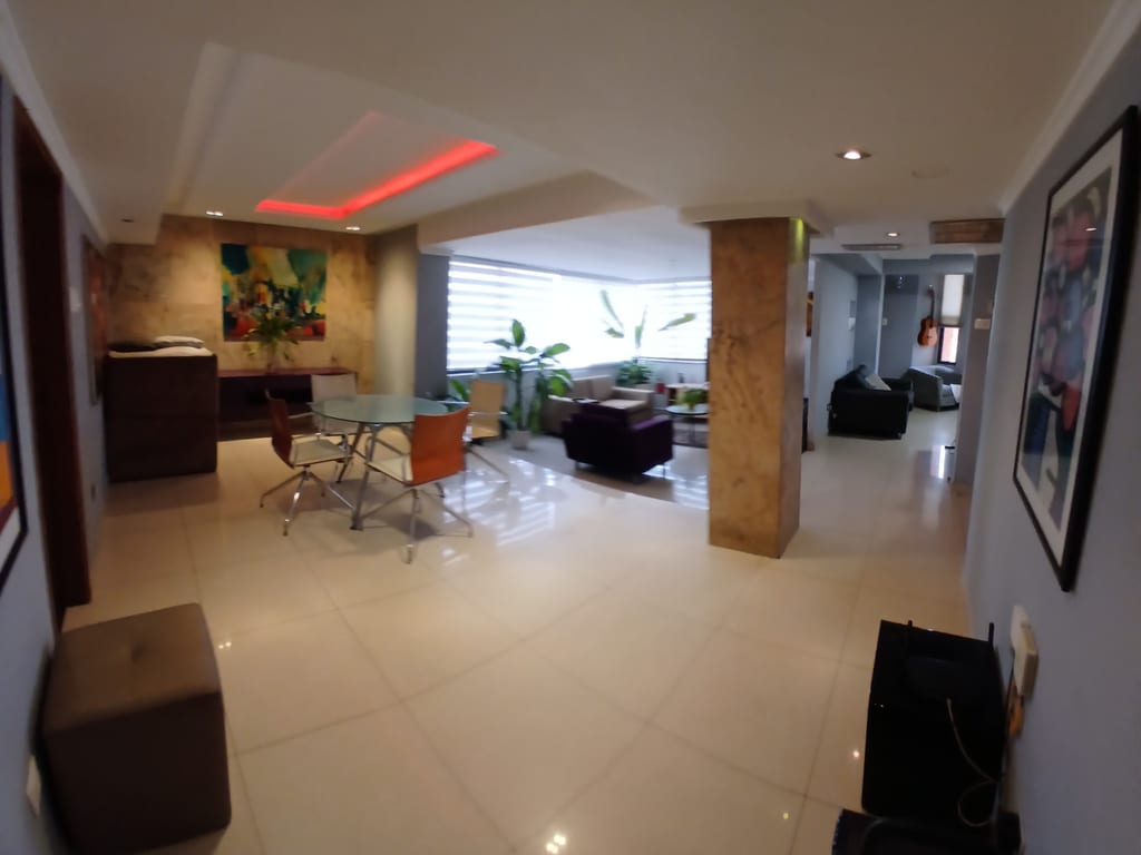 Apartamento en Sector La Lago, Maracaibo - 1