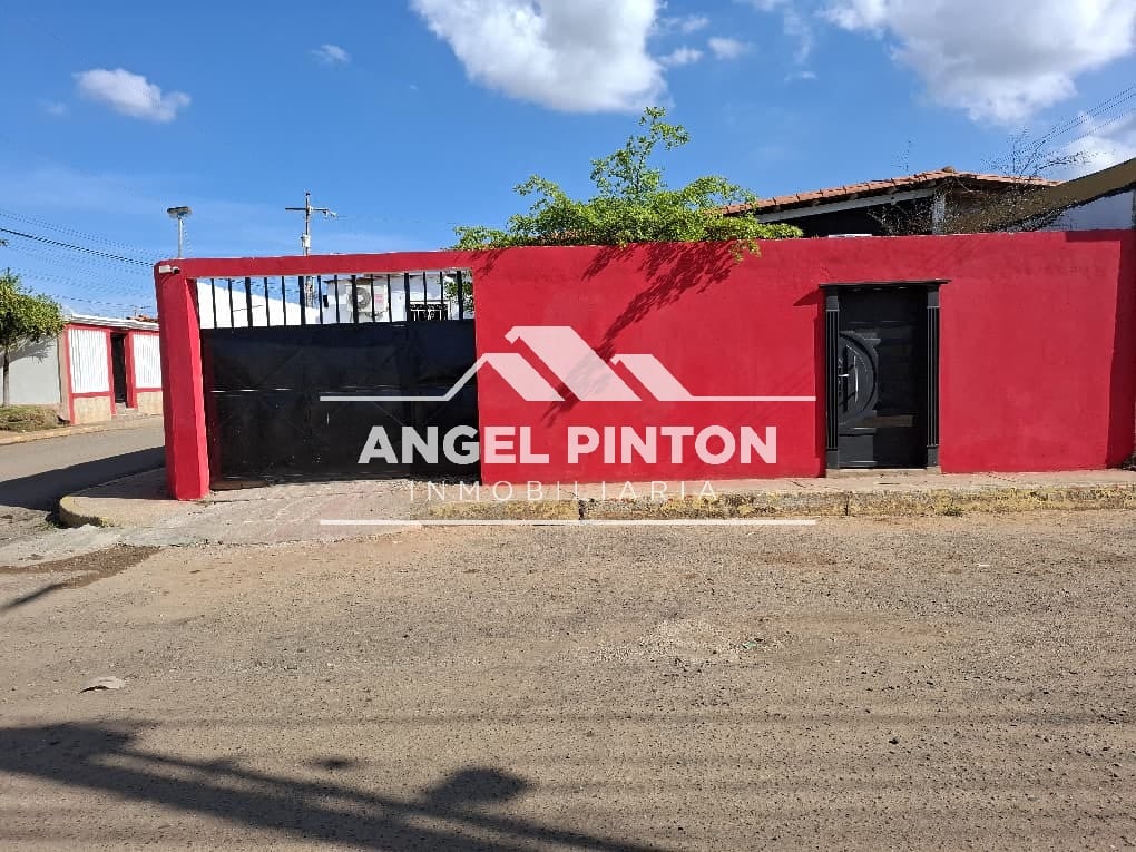 Local comercial en Altos del Sol Amado, Maracaibo - 1