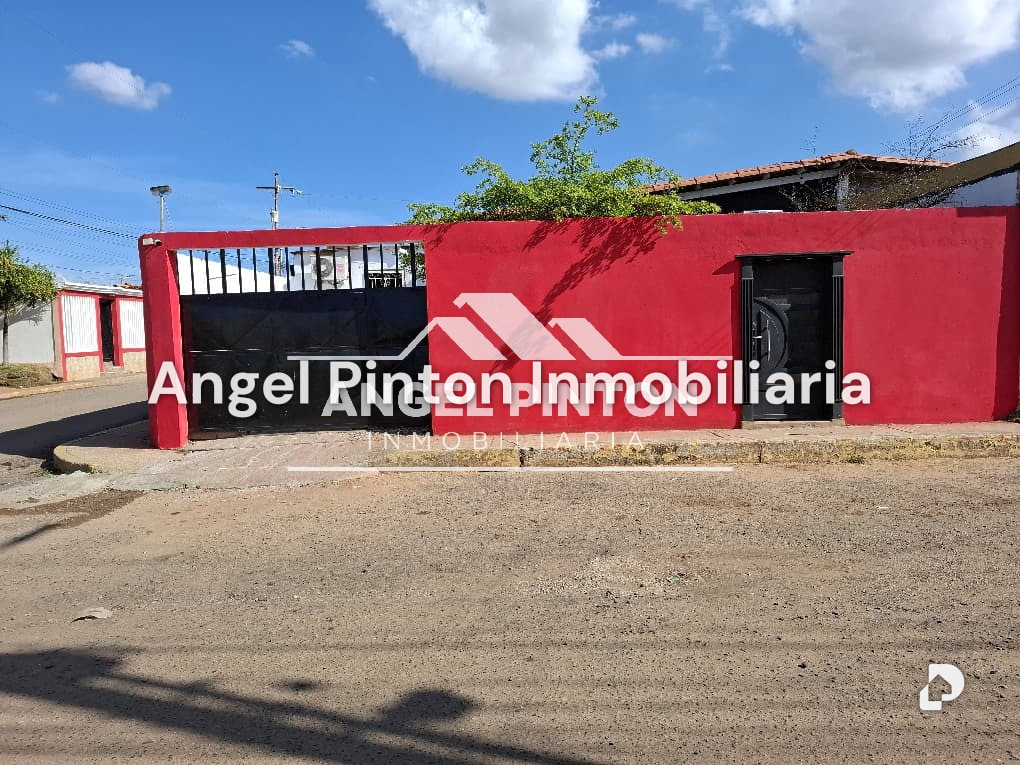 Local comercial en Altos del Sol Amado, Maracaibo – 1