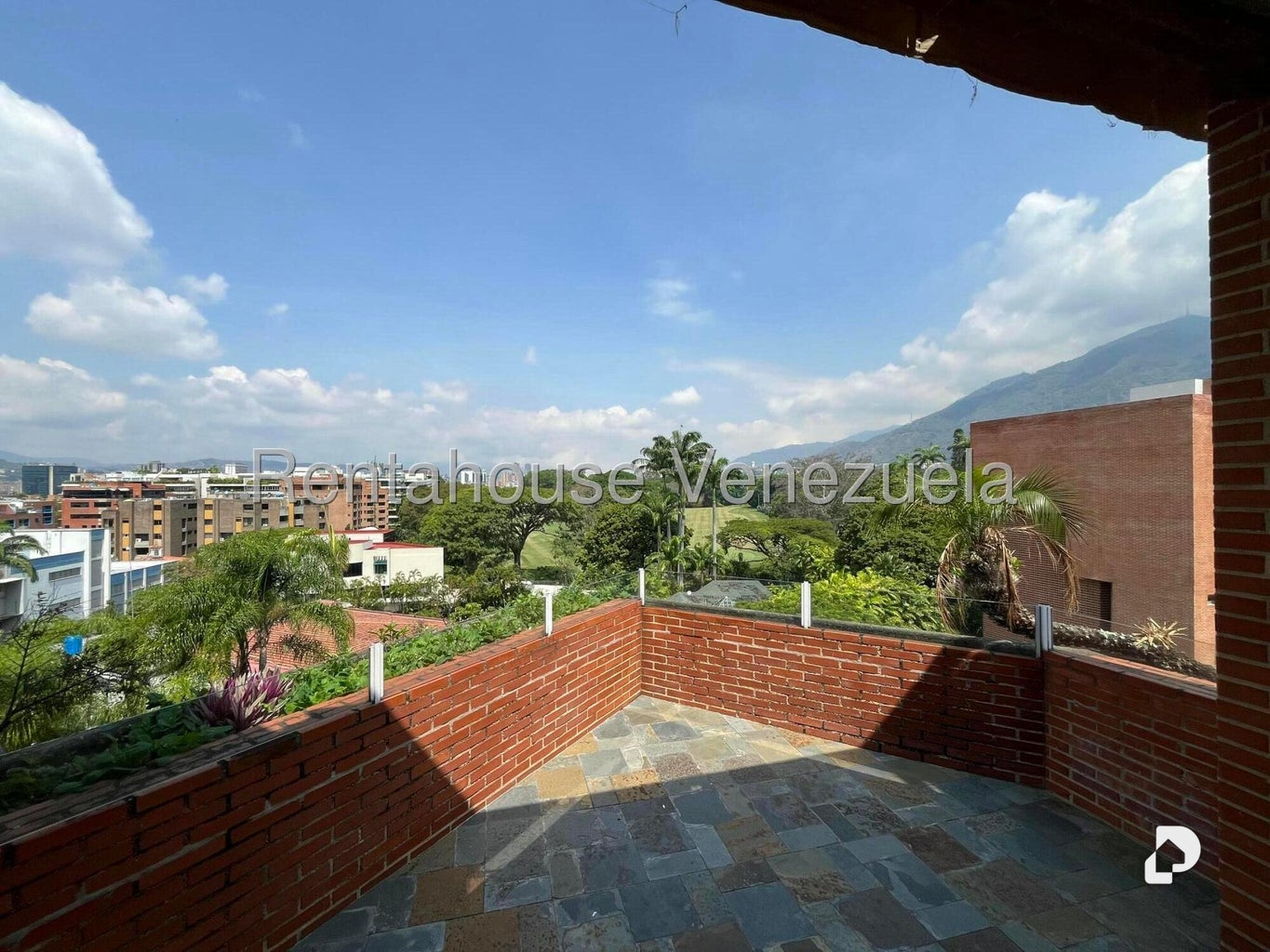 Penthouse en Campo Alegre, Caracas