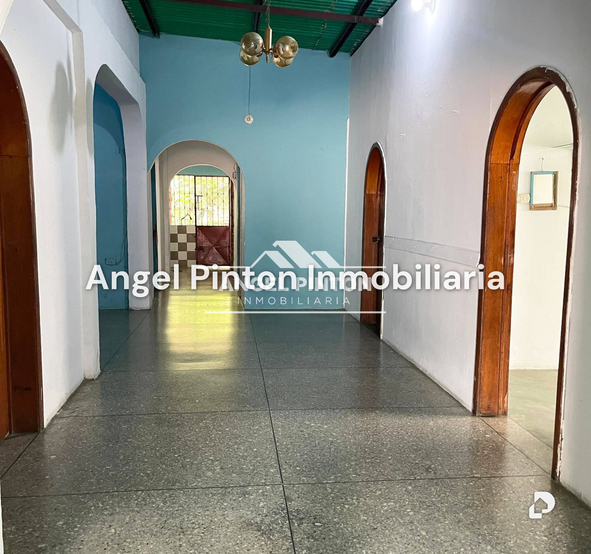 Local comercial en Avenida 22, Araure – 5