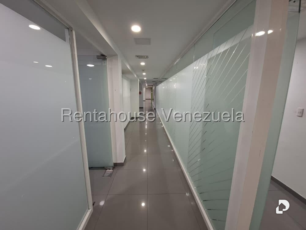 Galpón en Boleíta, Caracas – 14