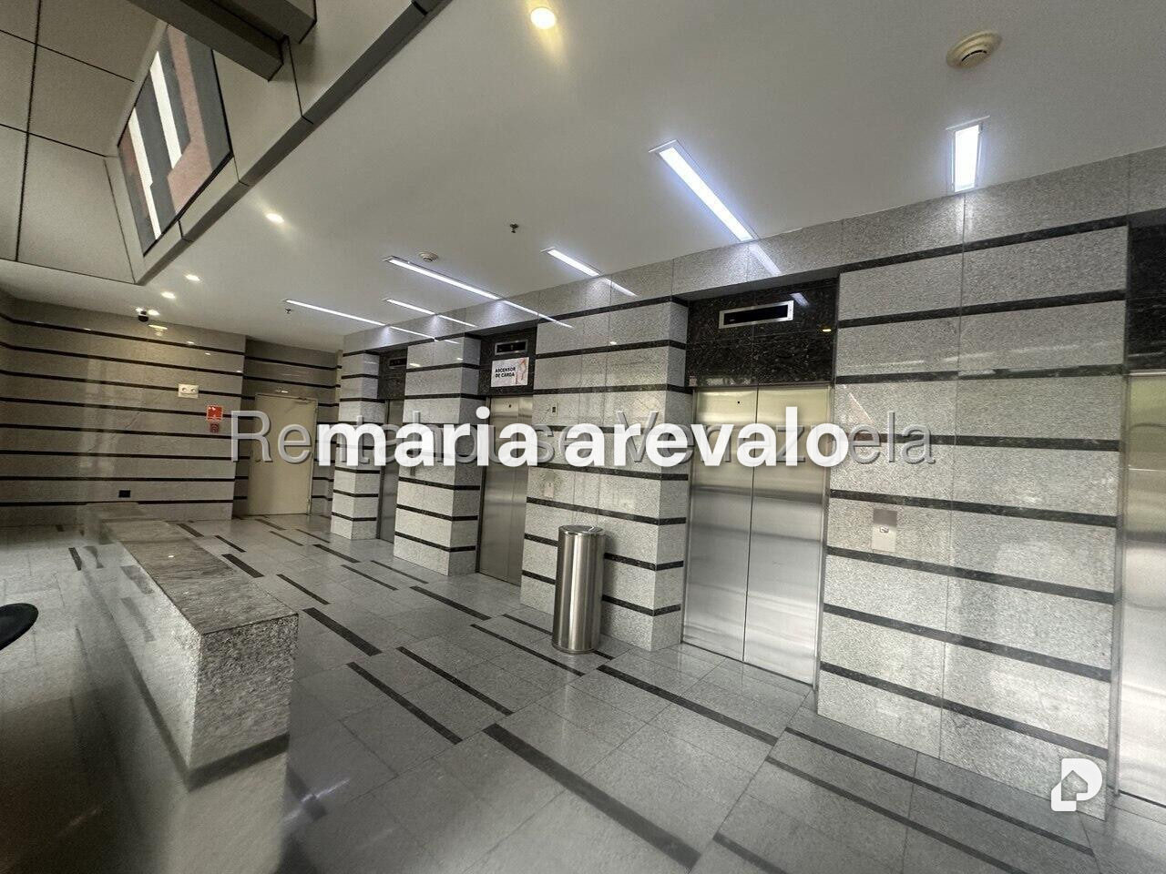Office in Santa Paula, Caracas – 24