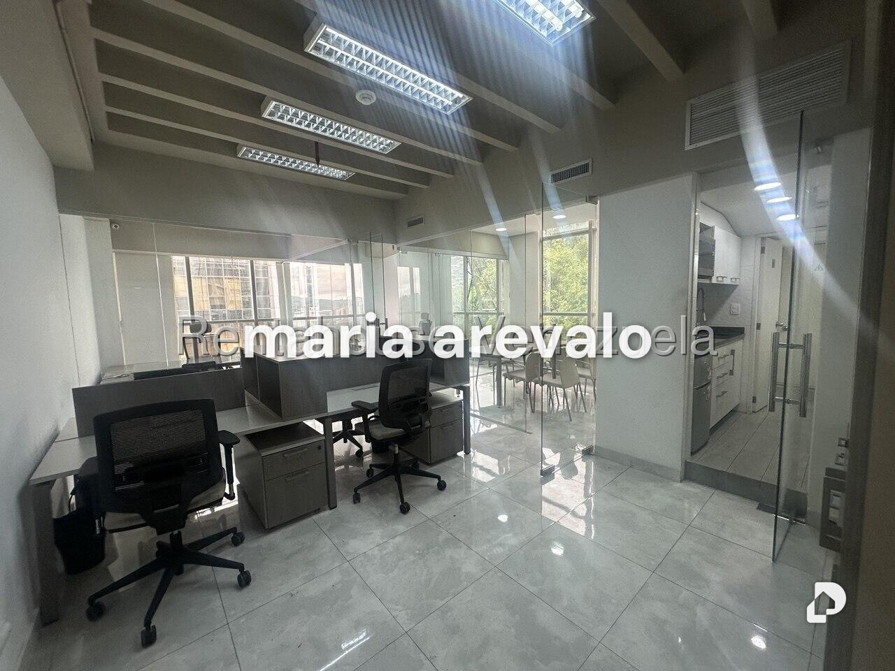 Office in Santa Paula, Caracas – 17