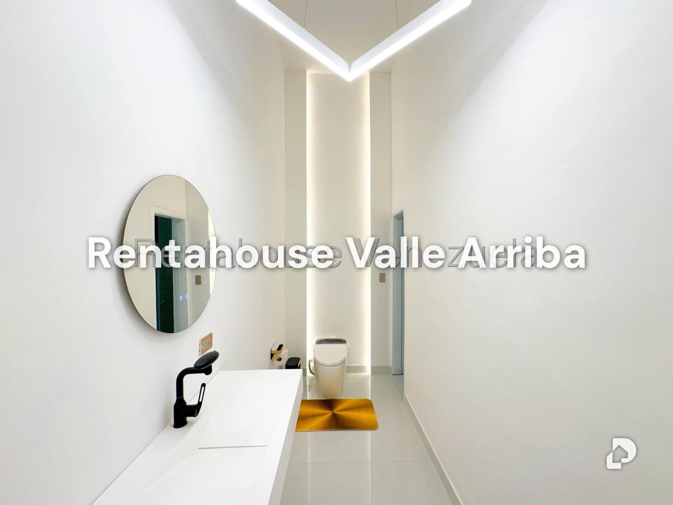 House in Cumbres de Curumo, Caracas – 23