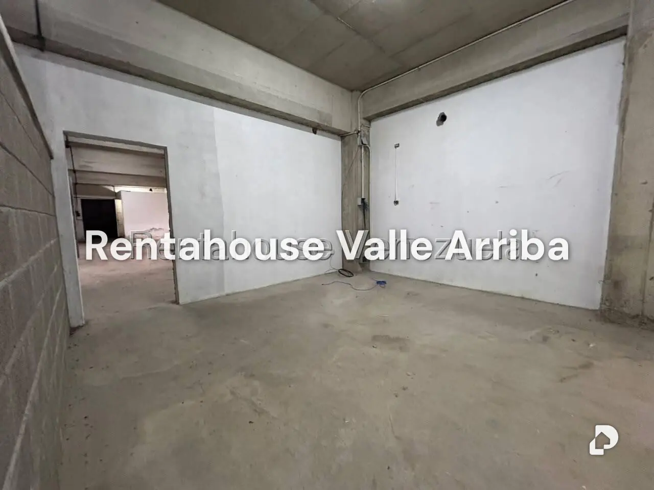 Local comercial en Los Budares, Carrizal – 24