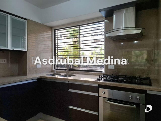 Apartment in Santa Fe, Caracas – 4