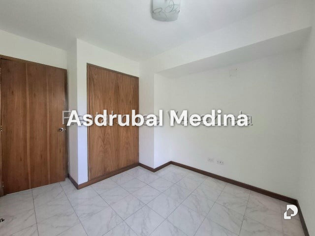 Apartment in Santa Fe, Caracas – 6