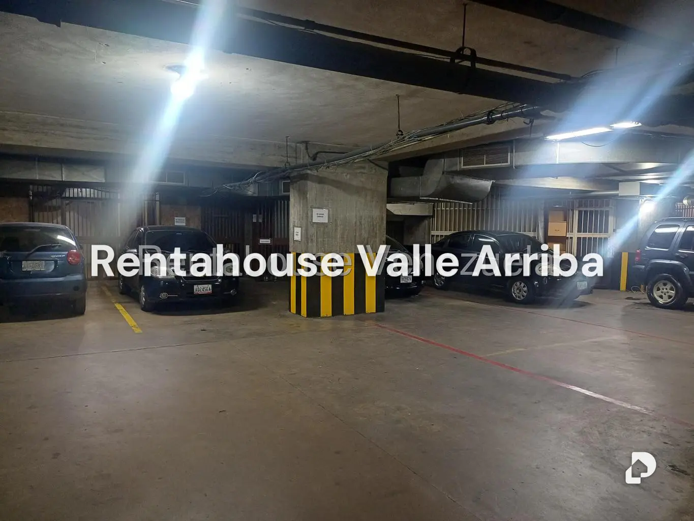 Garage/Parking in Los Dos Caminos, Caracas – 10