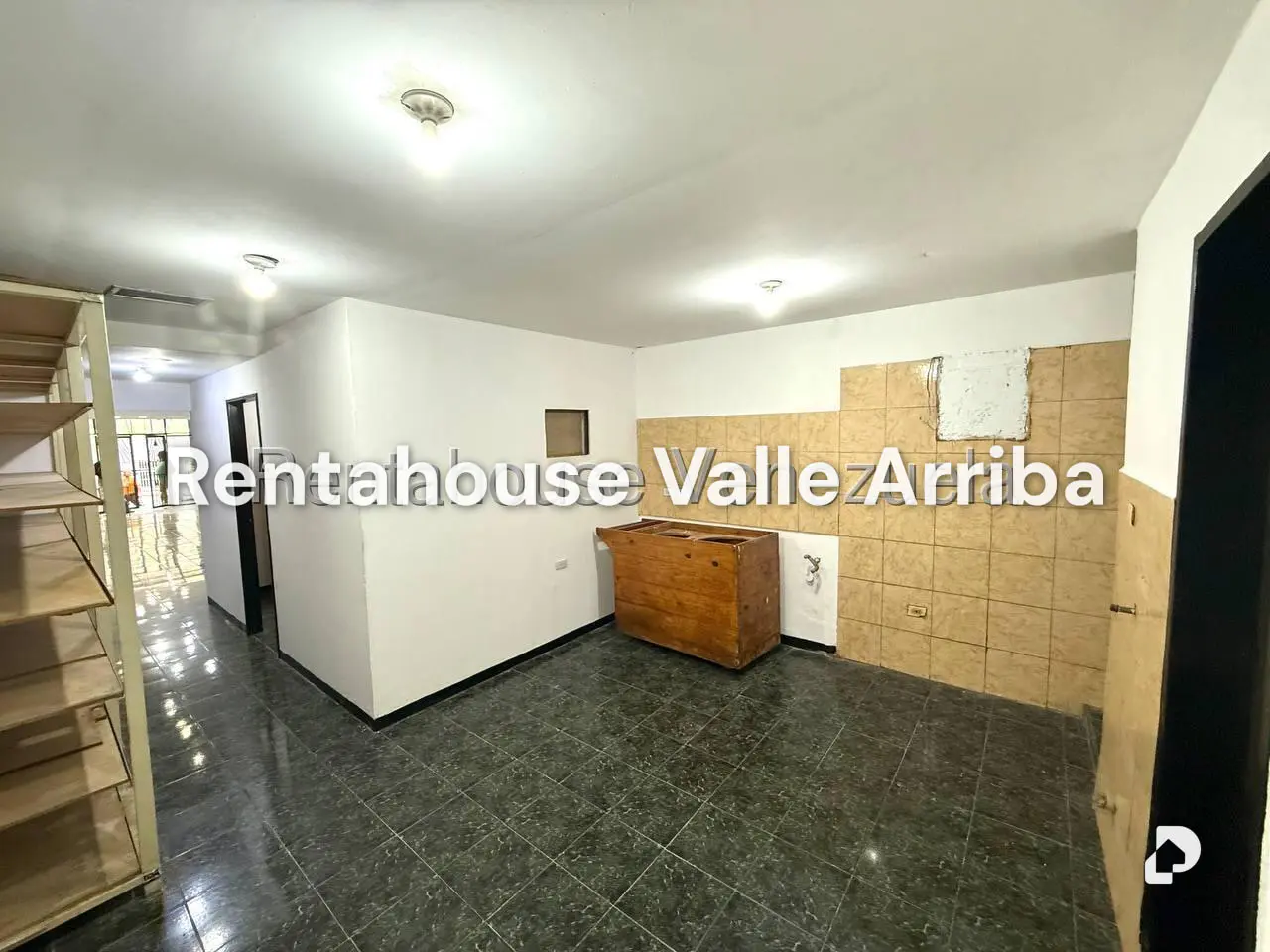 Local comercial en Quinta Crespo, Caracas – 11