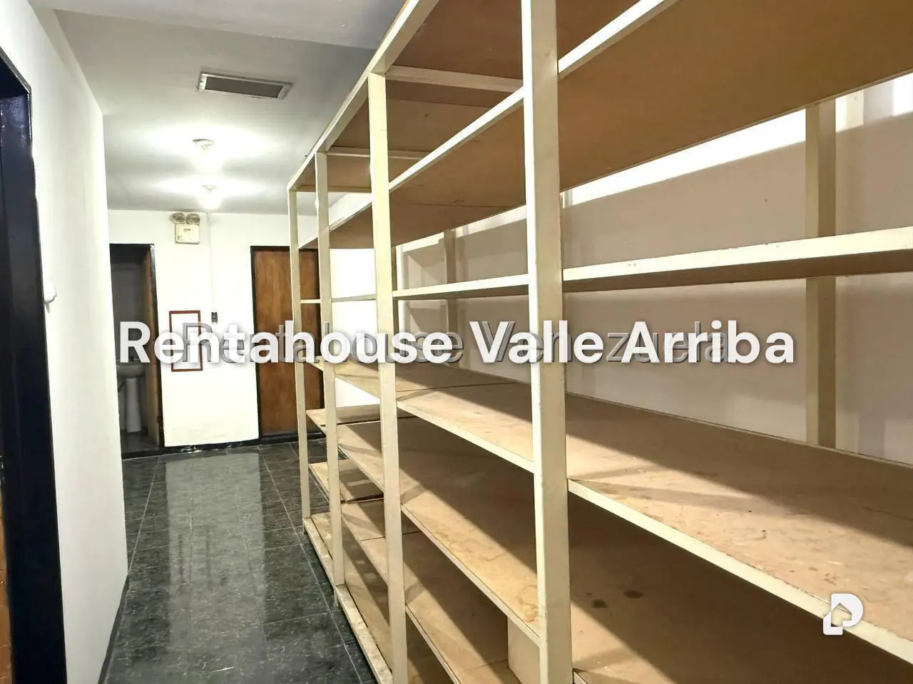 Local comercial en Quinta Crespo, Caracas – 9