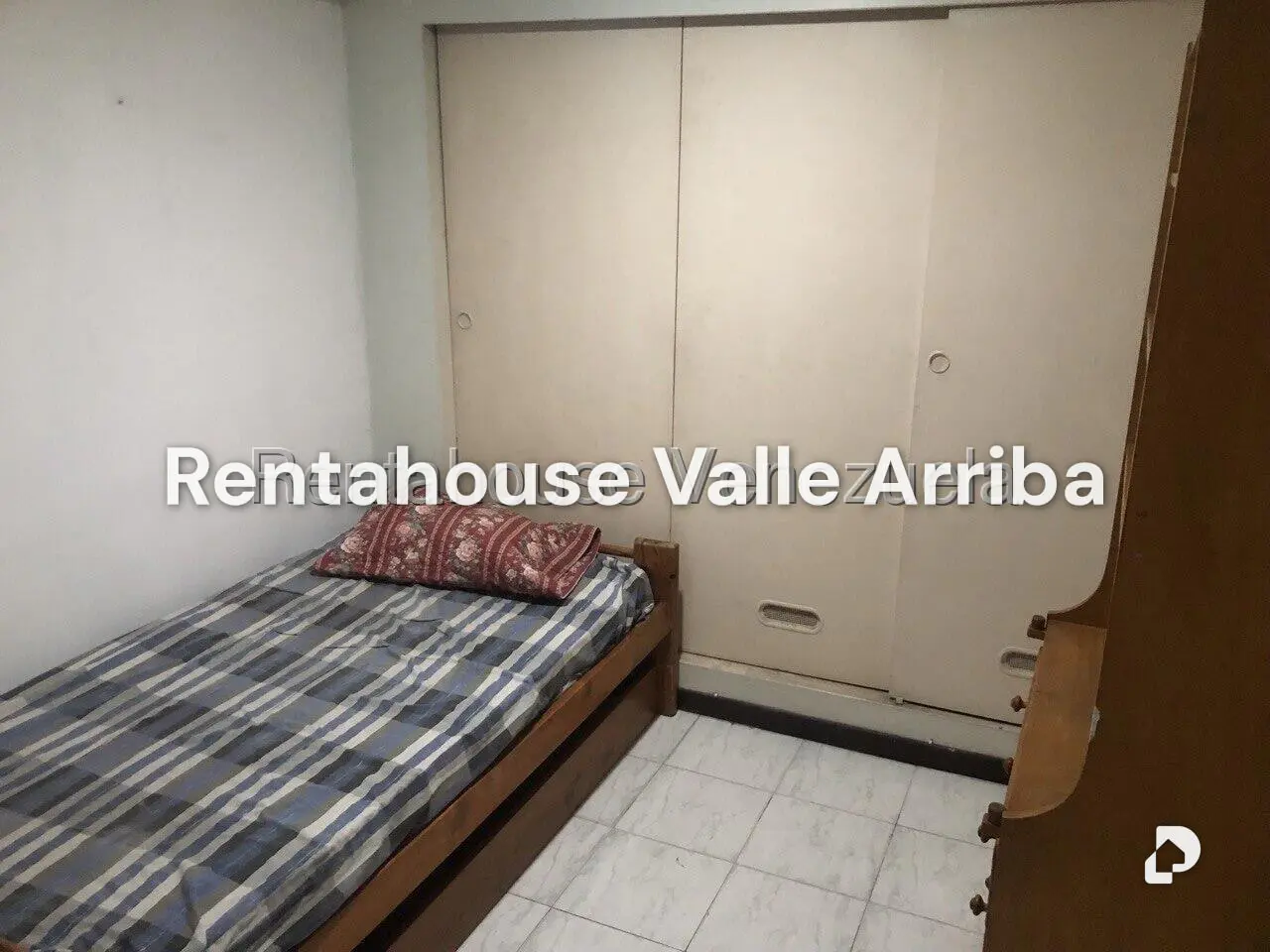 Apartamento en Santa Inés, Caracas – 13