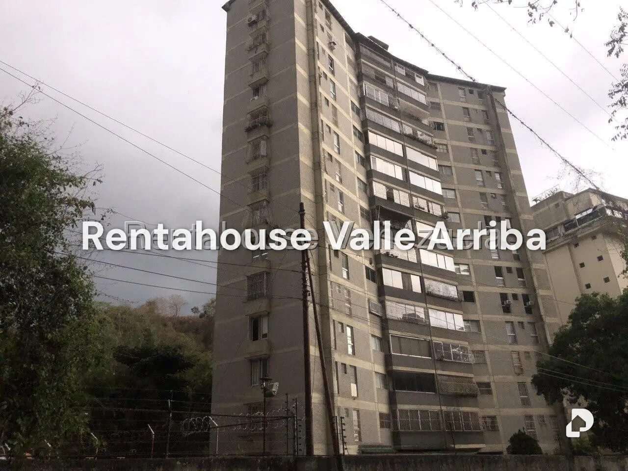 Apartamento en Santa Inés, Caracas – 1