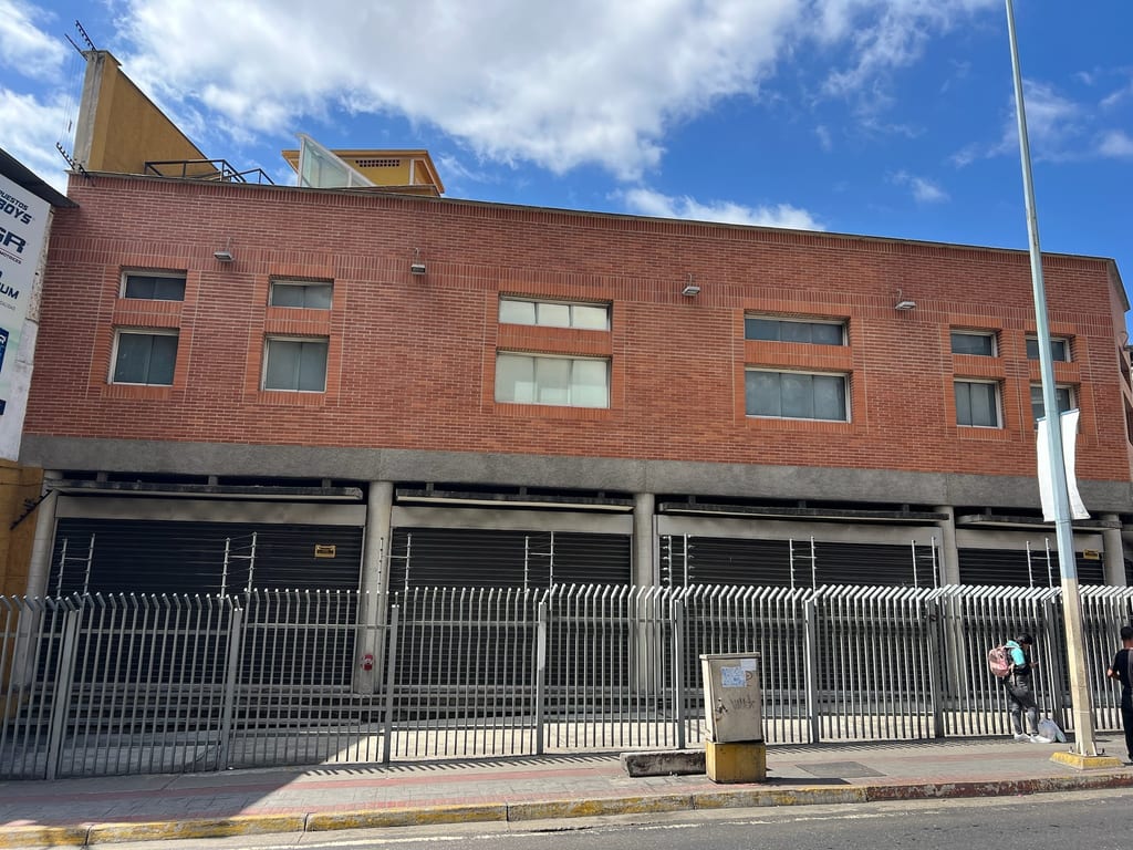 Local comercial en Caracas - 1