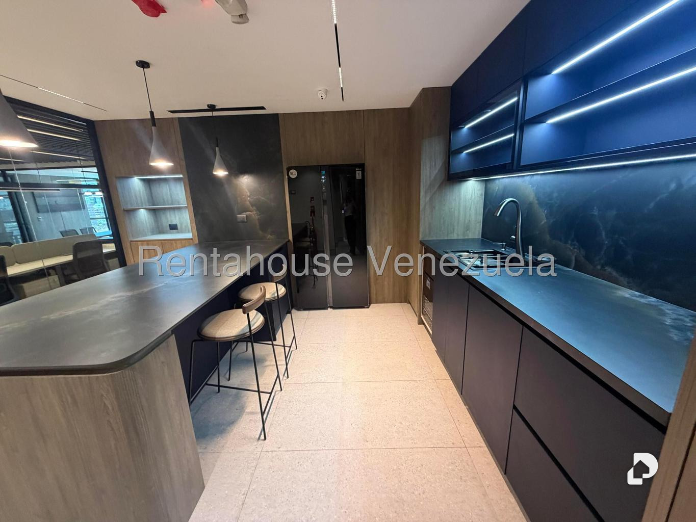 Oficina en Las Mercedes, Caracas – 11