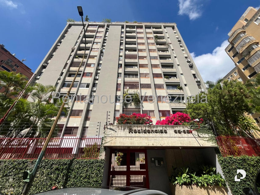 Apartamento en Prados del Este, Caracas – 1