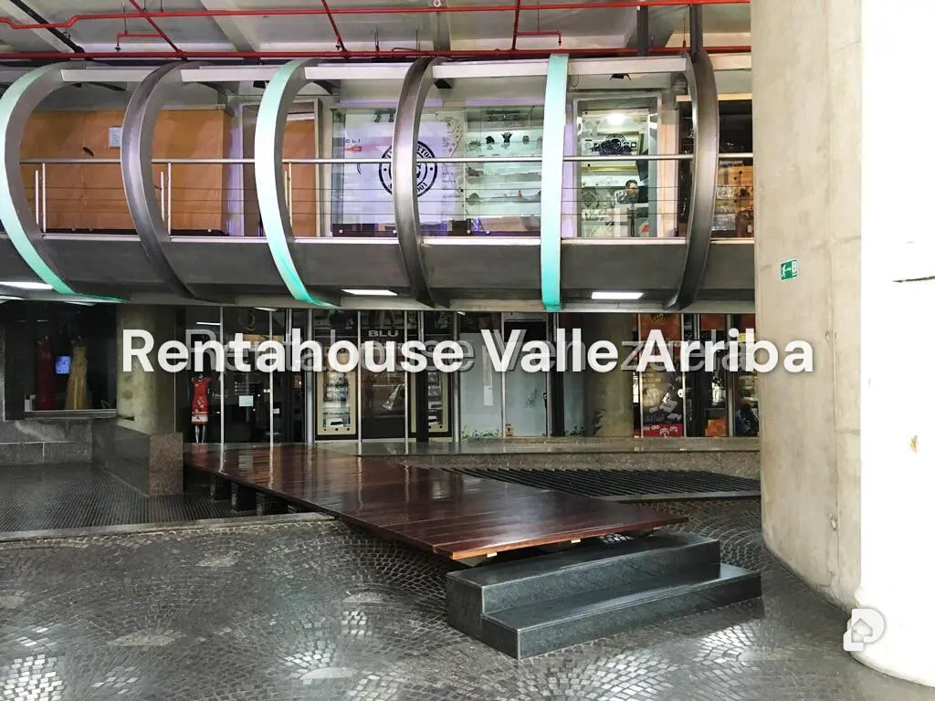 Local comercial en La Castellana, Caracas – 4
