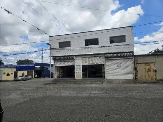Local comercial en Av. La Mata, Cabudare - 1