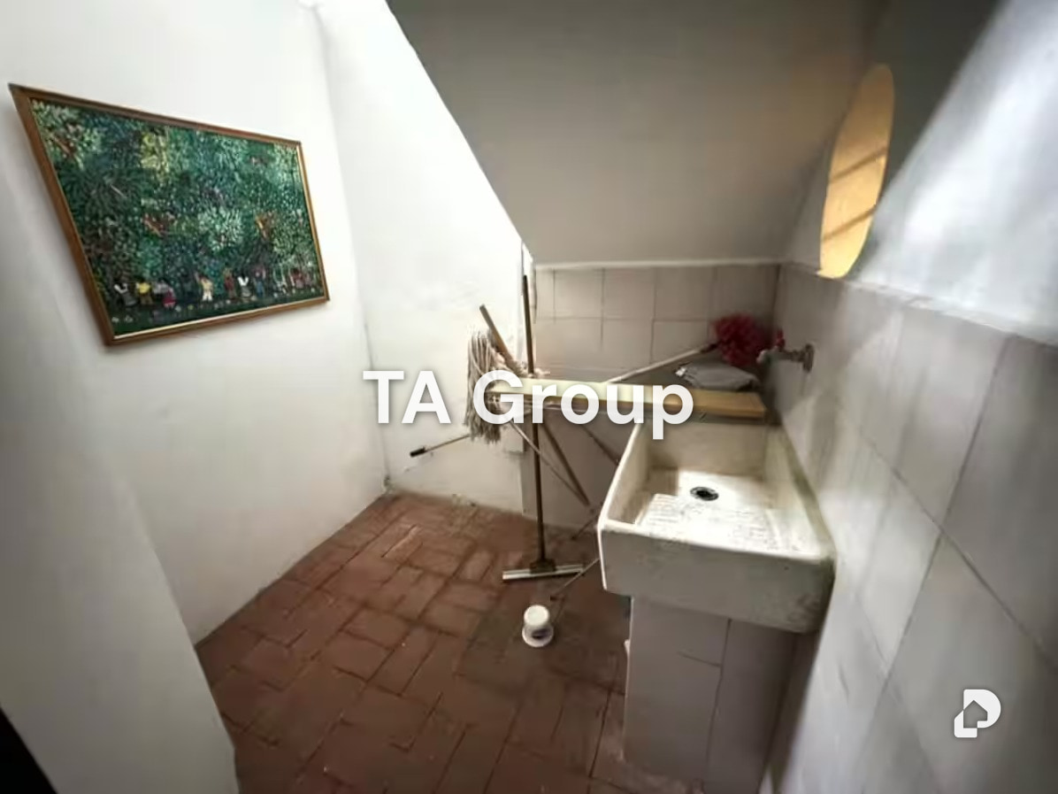 Casa en Altamira, Caracas – 20