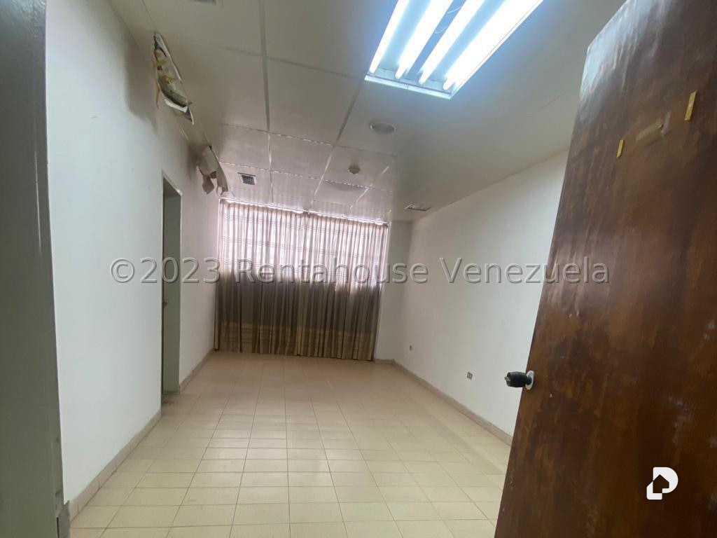 Edificio en Ruiz Pineda, Caracas – 9