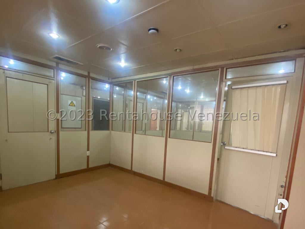 Edificio en Ruiz Pineda, Caracas – 6