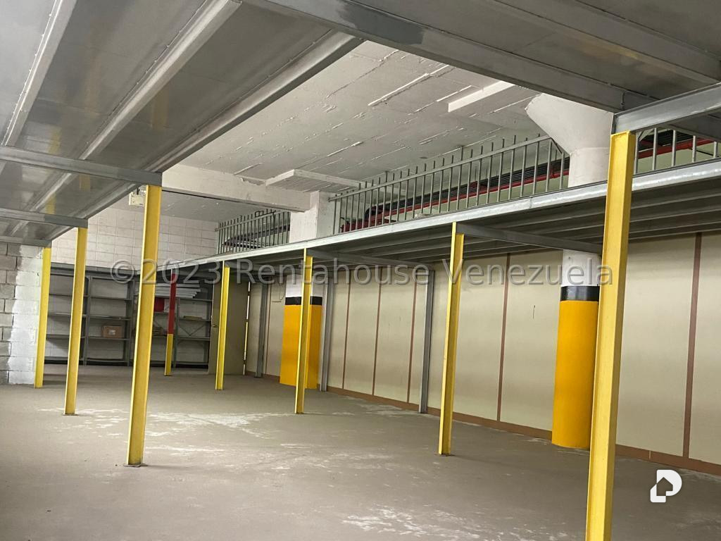 Edificio en Ruiz Pineda, Caracas – 16