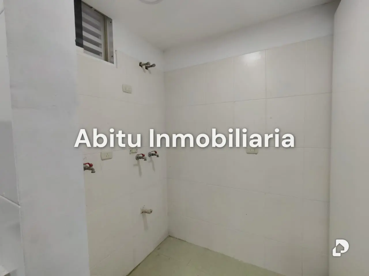 Apartamento en Catia La Mar – 8