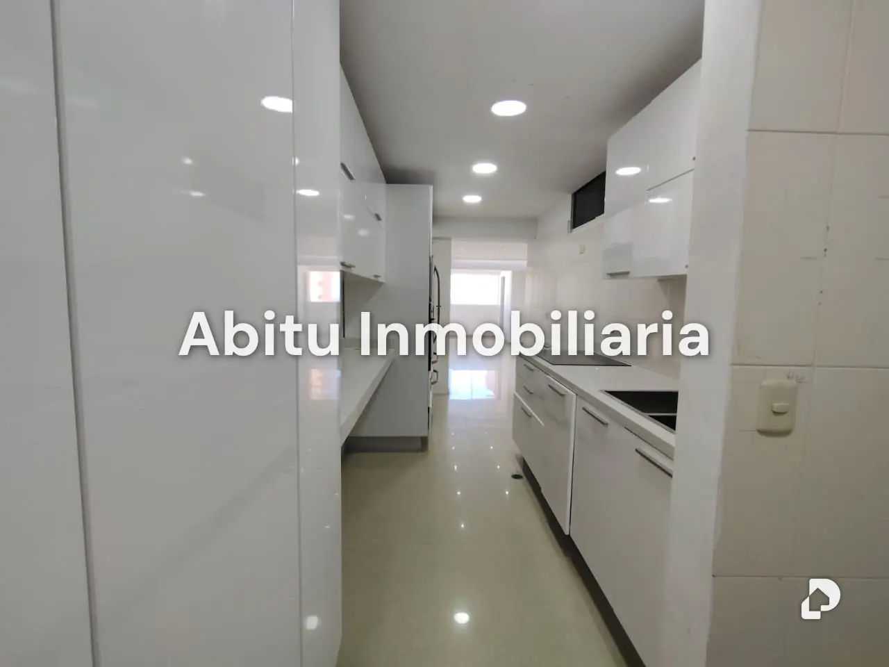 Apartamento en Catia La Mar – 14